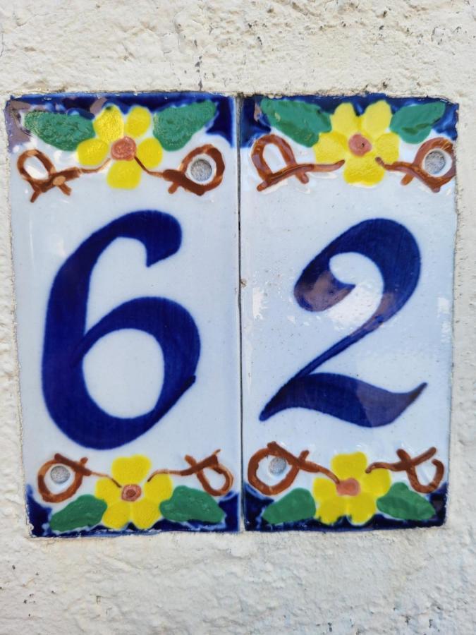 Le 62 Apartment Gémenos Екстериор снимка